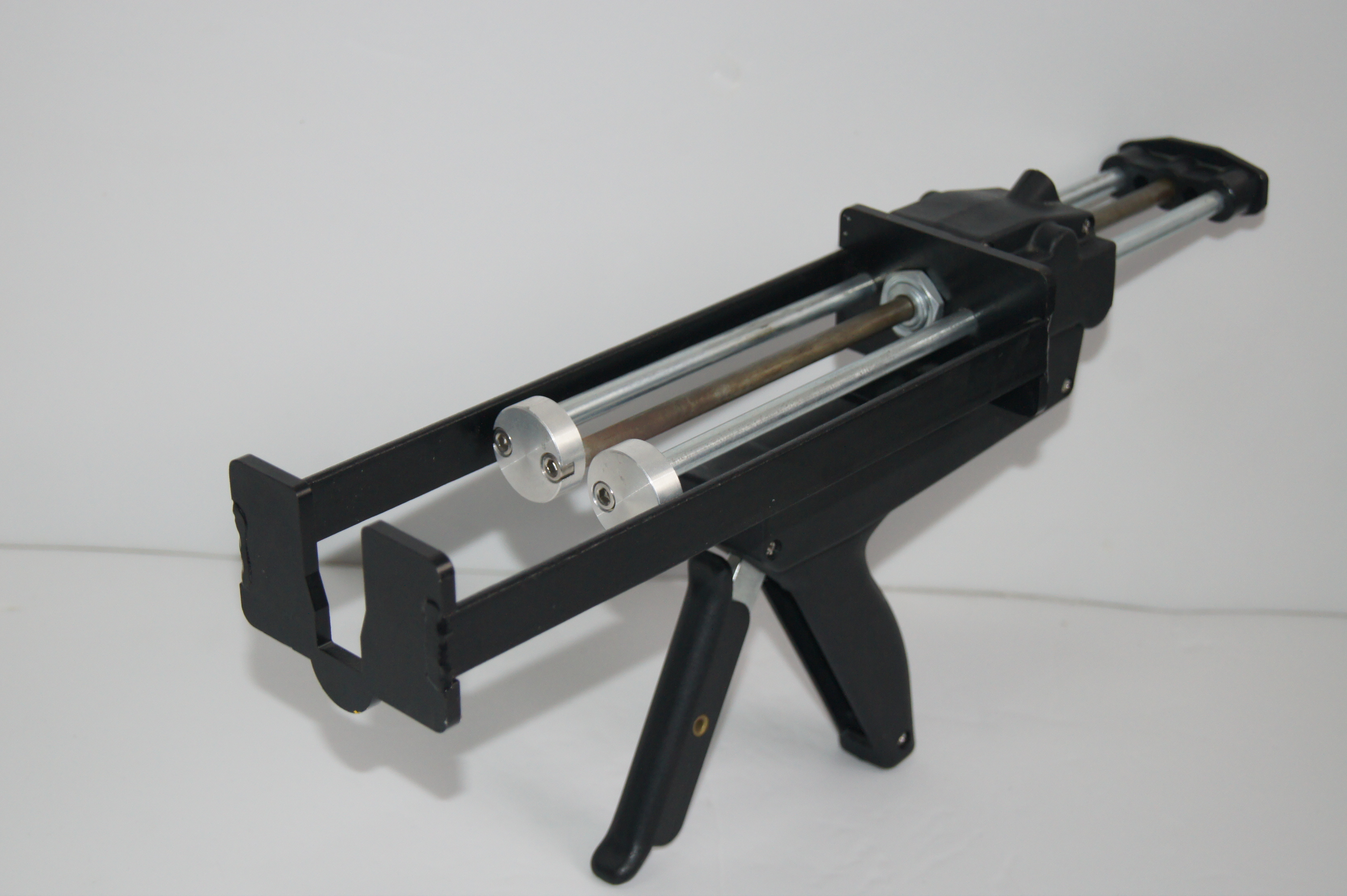 CG300-1-1 Two-component Caulking Gun